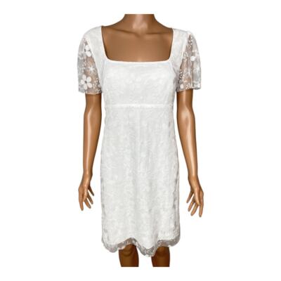 chinese dress ladies Varia Lace Maxi Dress - White main image 0