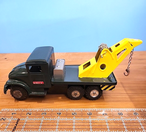 Vintage 1953 GMC M135 Wrecker Tow Truck Tin Haji - Picture 6 of 7