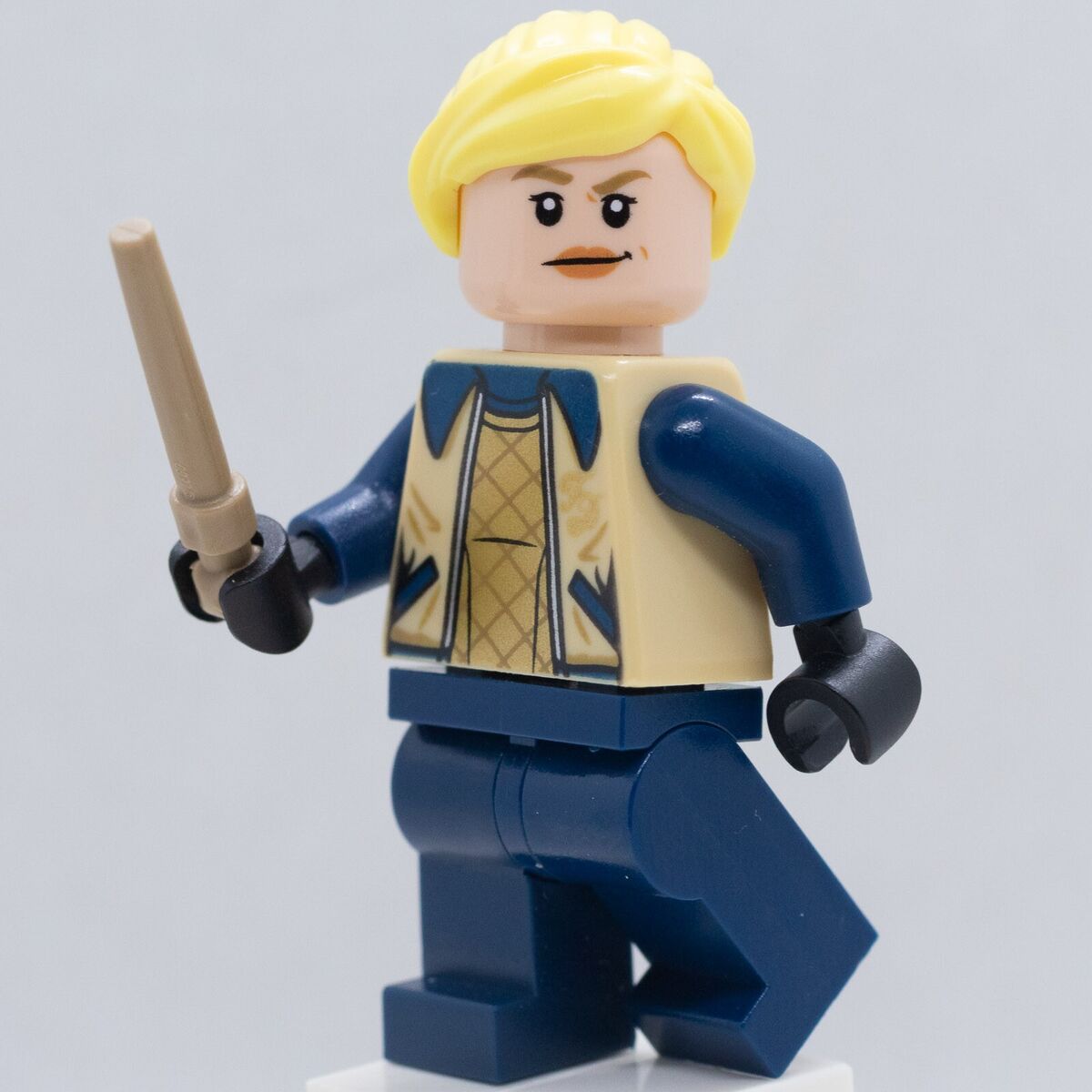 Fleur Delacour LEGO Harry Potter Minifigure from set 75946