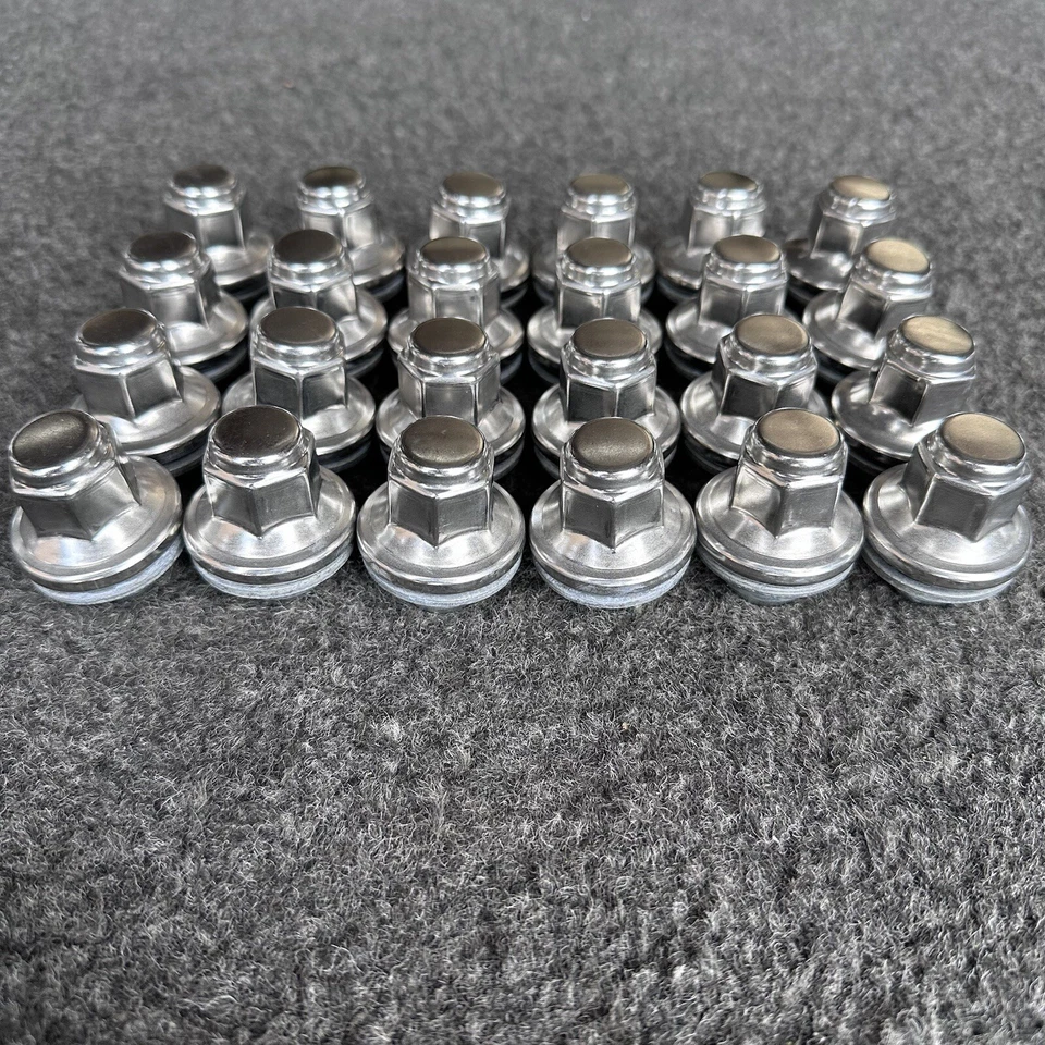 JUEGO DE 24 TUERCAS RUEDAS TOYOTA 4RUNNER TACOMA TUNDRA 2022-2026 OEM GENUINO Foto 3 de 4