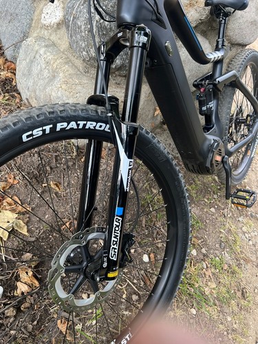 Most Powerful full-suspension eMTB. 1,200W motor, carbon Fiber, 31 mph Okai EB20 - Picture 5 of 12
