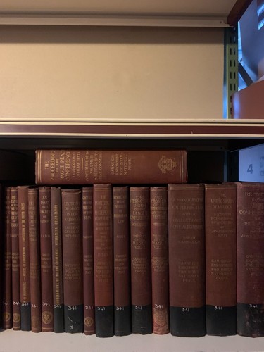 Carnegie Endowment For International Peace: Collection of 24 books. - Picture 3 of 3