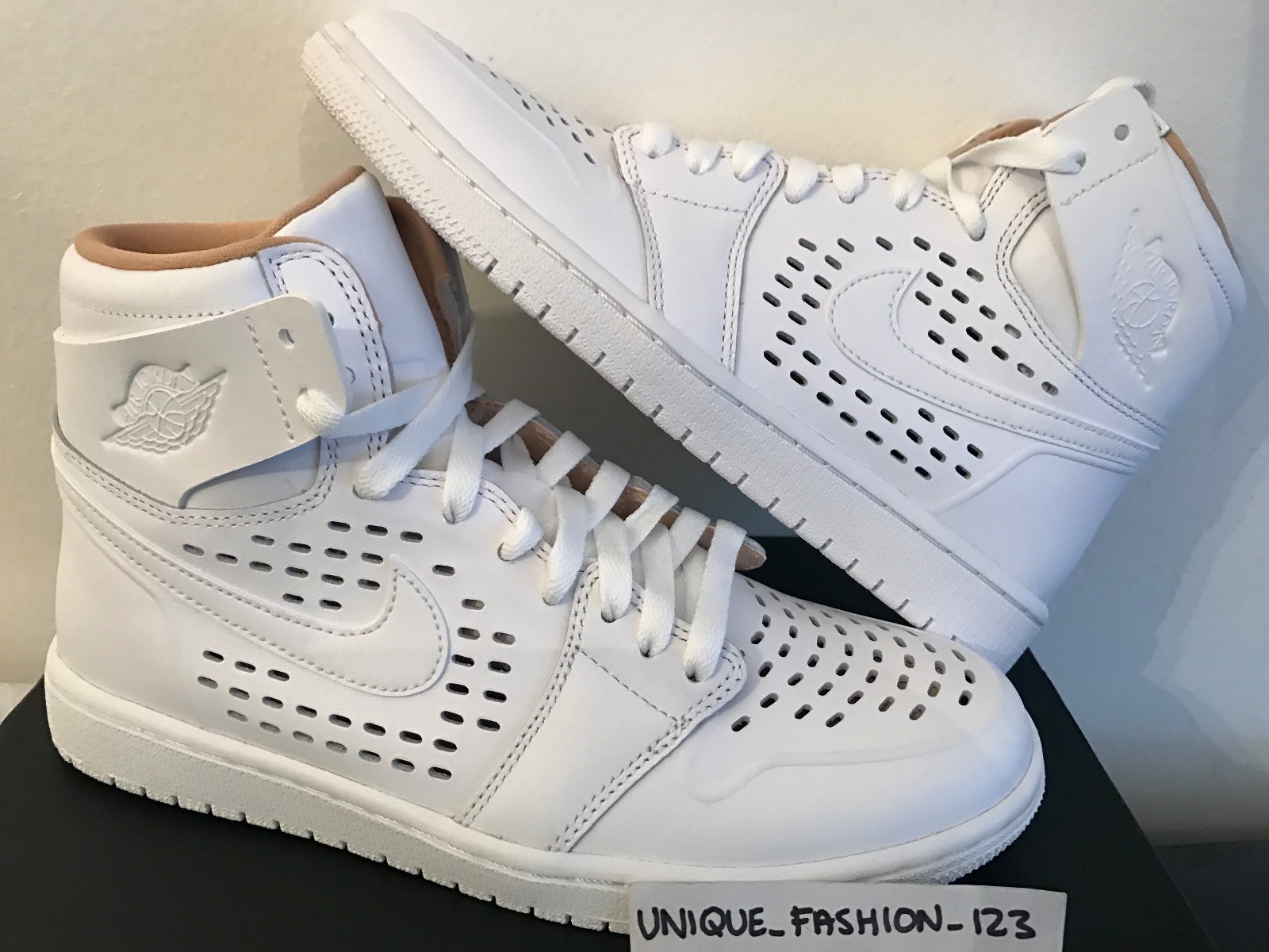 NIKE AIR JORDAN RETRO 1 HIGH PERF blanc US 7.5 6.5 40.5 blanc PERF VACHETTA TAN 845018-142 86434d NIKE AIR JORDAN RETRO 1 HIGH PERF blanc US 7.5 6.5 40.5 blanc PERF VACHETTA TAN 845018-142 86434d
