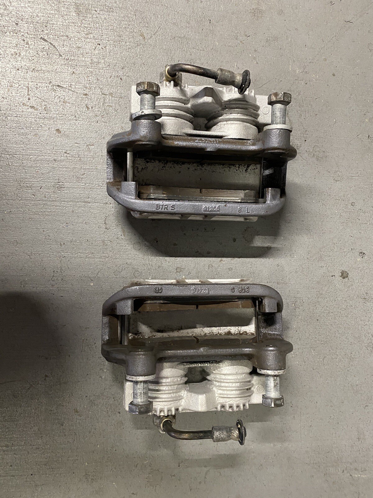 8896 Chevrolet Corvette C4 J55 Brake Caliper Brackets Set Compete GM