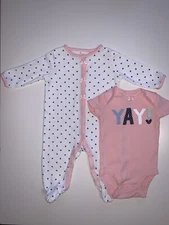 Carter's Valentine Theme Footed Romper / Sleeper Size 3 Months & Bodysuit YAY