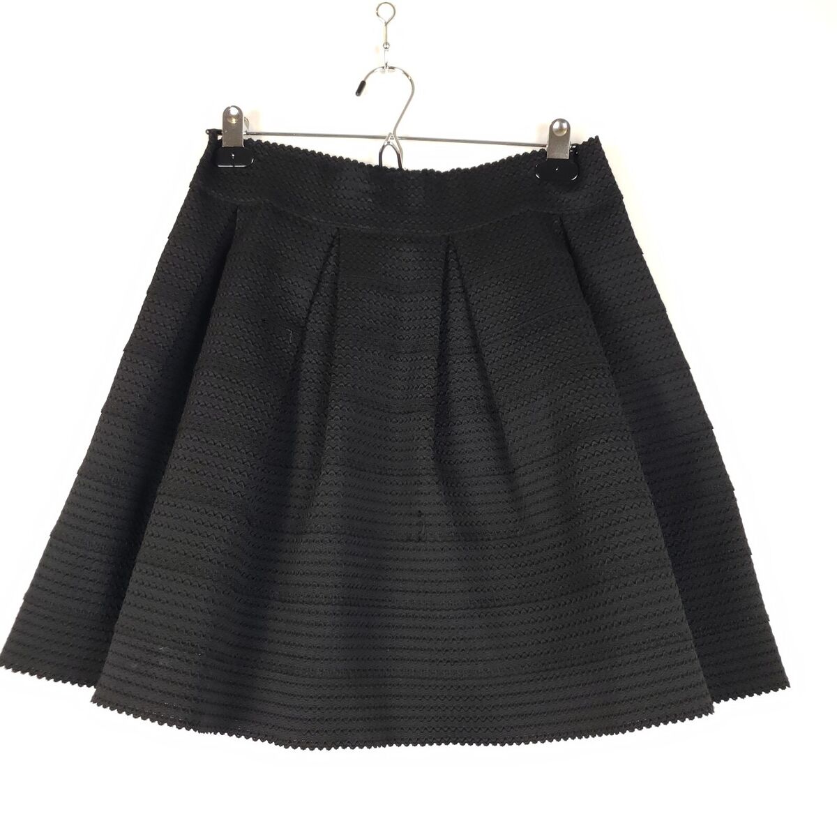 Express Womens Pleated Short Circle Skirt Size Small Black Some Flaws Runs Big
