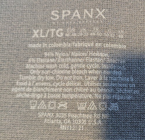 Leggings cropped senza cuciture SPANX Look At Me Now nero grigio modello geo indaco XL - Foto 3 di 6