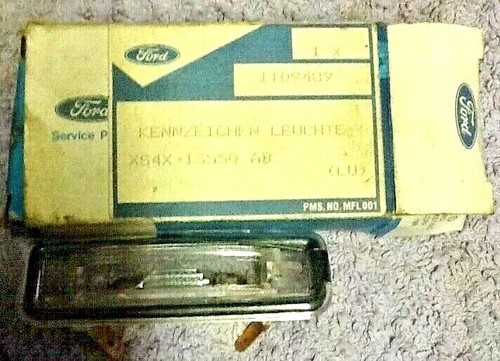  Ford Focus MK I Genuine Number Plate Light 1109489 - Picture 1 of 3
