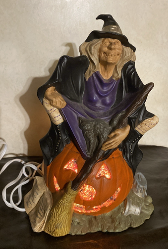 Vintage Byron Molds 1972 Ceramic Witch Lighted Halloween Decor Handpainted