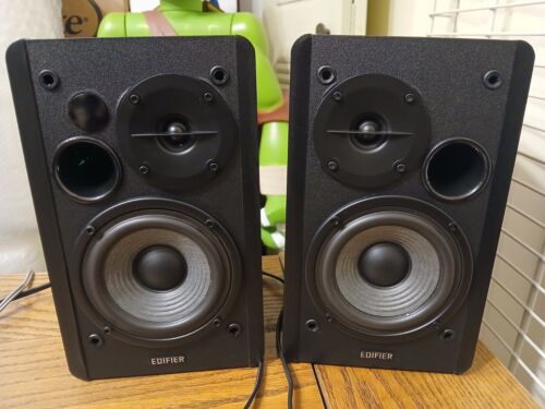 Onkyo CP-1400A Turntable Record Player + Edifier R1280DB Speakers + Pyle Preamp! - Picture 18 of 24