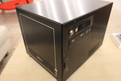 Lian Li PC-V352 Micro-ATX Cube Gehäuse in black - Bild 2 von 3