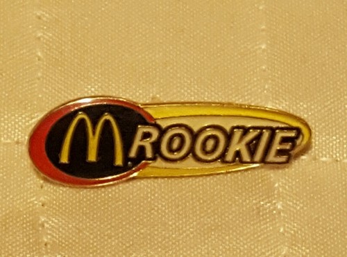 RONALD MCDONALD'S PIN MC ROOKIE HAT LABEL PIN - Picture 1 of 2
