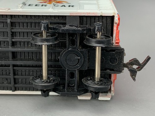 HO Lionel Modern MEC Beer Reefer Budweiser #8741 LNIB HO4662 - Picture 7 of 8