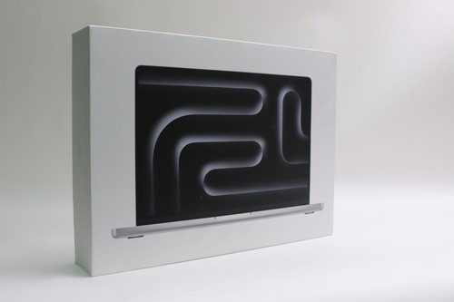 Brand New! 14" 2023, MacBook Pro, MRX63LL/A, Apple M3 Pro, 18GB, 512GB SSD, 14C - Picture 1 of 3