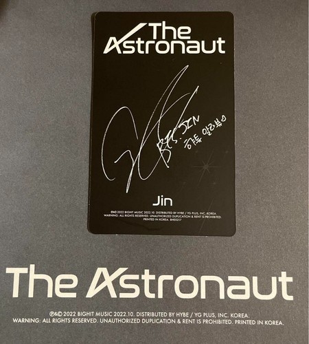 Álbum Solo BTS JIN El Astronauta Tarjeta Fotográfica Oficial Tarjeta PC Versión 1 a - Imagen 2 de 3