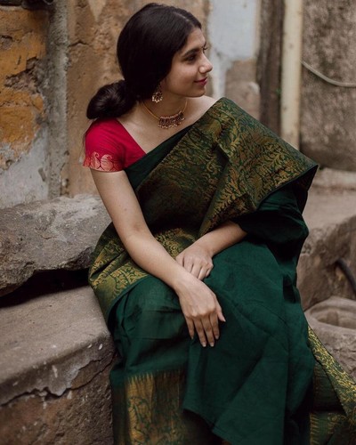 Saree For Women banarasi bordered Silk Saree and Blouse | Green Colour - Picture 4 of 4
