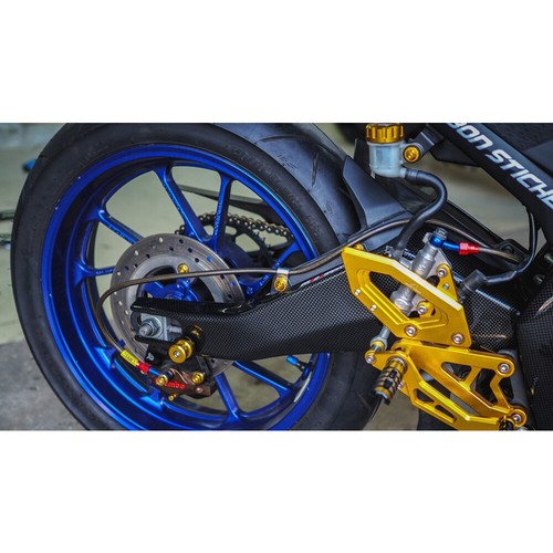 Swingarm Guard Cowling Fairing Carbon Style Film Yamaha YZF R15V4 R15M 2022-2024 - Picture 5 of 9