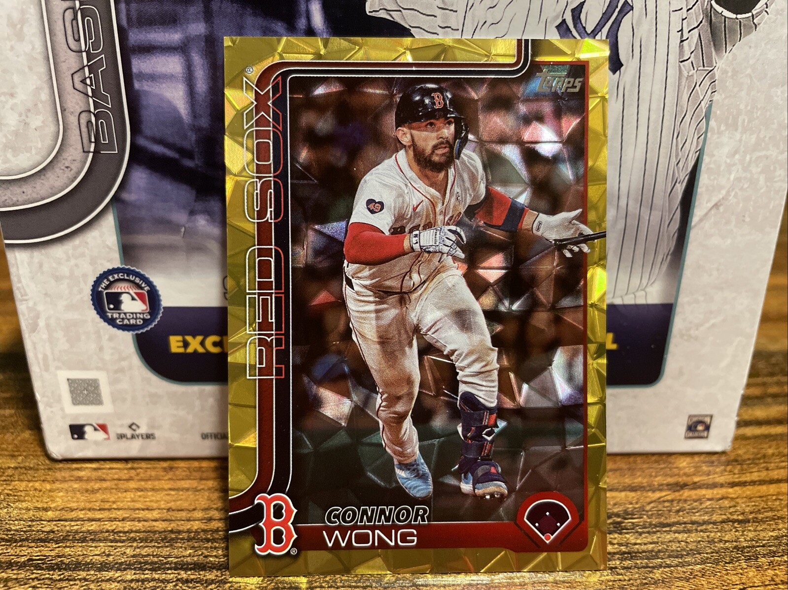 2025 Topps Series 1 Connor Wong Gold Diamante #31/50 Red Sox