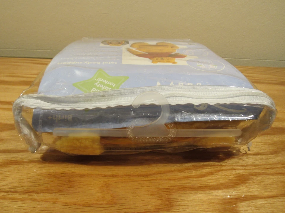 NUEVO Soporte de carrocería total Infantino cómodo para asiento de coche Disney Winnie the Pooh Foto 4 de 4