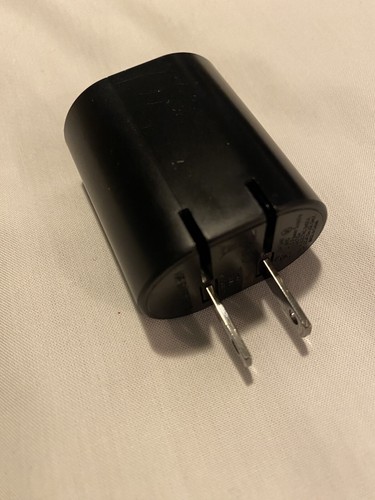 Verizon 2.4A USB Wall Charger Adapter OEM - Picture 2 of 6