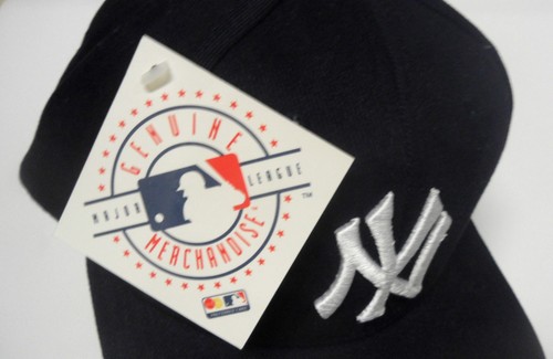 MLB New York Yankees Authentic OSFA Vintage LOGO ATHLETIC Hat Cap Adjustable - Picture 4 of 4