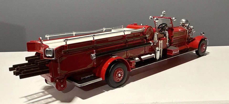 Modelos Matchbox de antaño 1932 MercedesBenz camión escalera quad coleccionable Foto 4 de 4