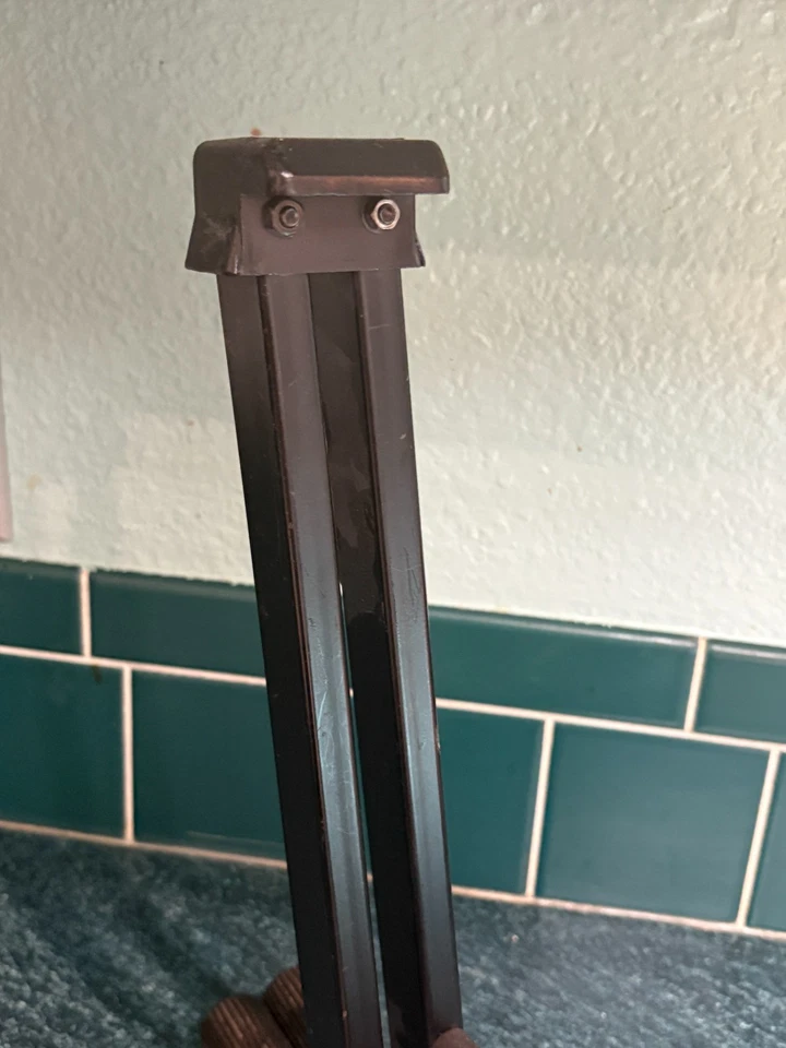 Soporte de guitarra individual plegable bajo perfil altura ajustable de Warwick Foto 4 de 4