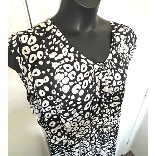 Vestido Old Navy XL blanco y negro  - Imagen 2 de 7