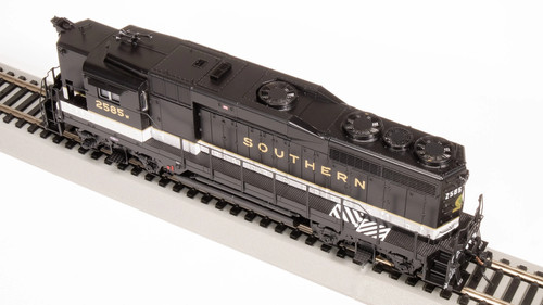 Broadway Limited Imports HO 7578 EMD GP30, Southern #2585 - Picture 3 of 6