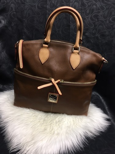 Dooney & Bourke Umhängetasche Dillen braun Leder mit hellbraunem Besatz - Bild 1 von 8