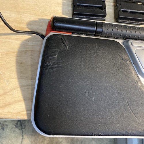 Ratón ergonómico contorno ratón rodillo rojo plus con pies y tornillos completo en caja - Imagen 8 de 12