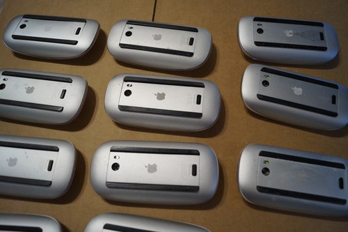 QTY 1 Apple A1296 Wireless Tactile/Multi-Touch Mouse - MB829LL/A - Picture 7 of 10