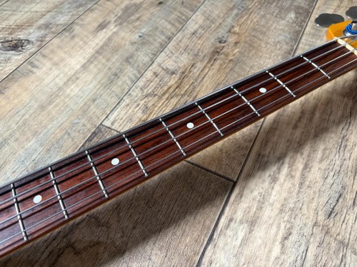 Fender Japan Precision Bass Sunburst Electric Bass Guitar Used Product - Picture 11 of 20