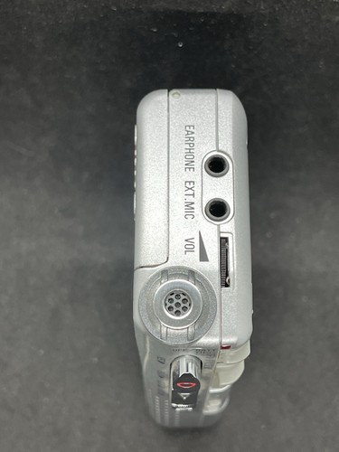 Aiwa Micro Cassette Recorder TP-M330 Working - Picture 3 of 9