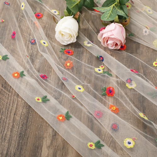 Daisy Floral Embroidered Lace Table Runner 60 x 87 Inch Spring Summer Flower ... - Foto 6 di 7