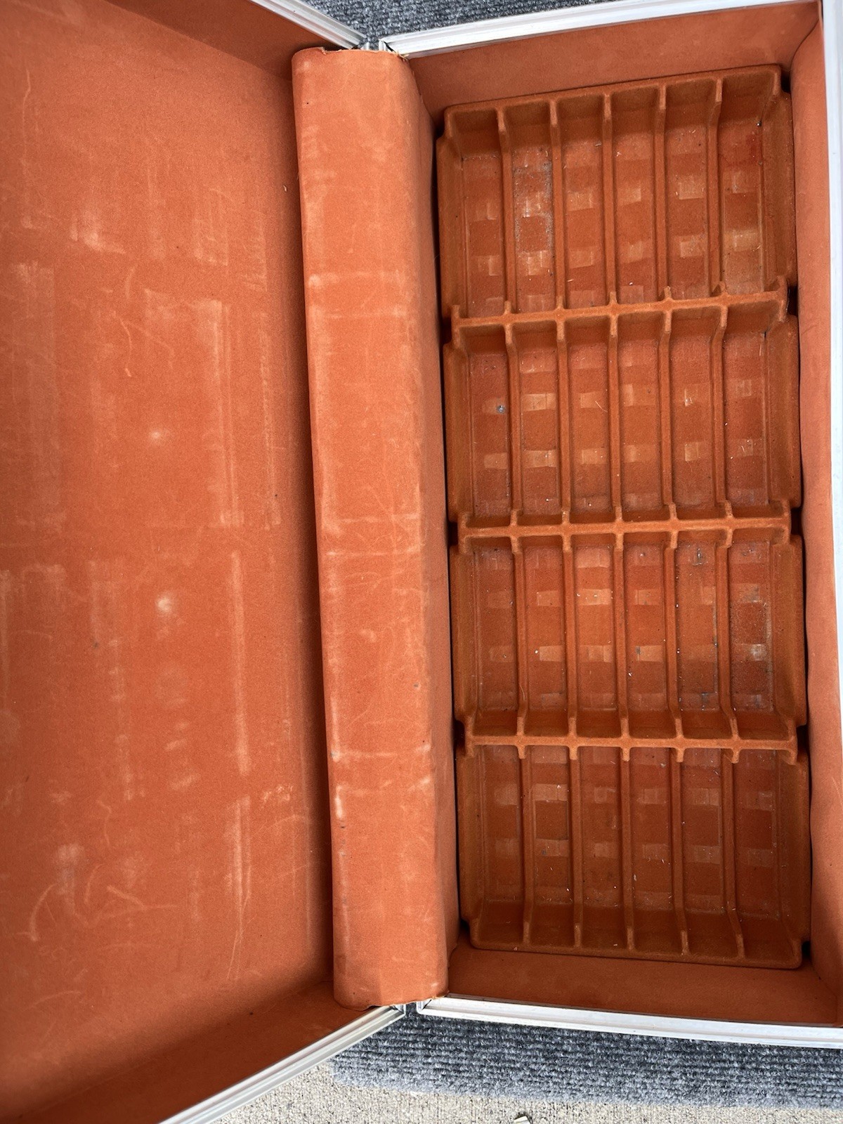 Foto 15 di 23