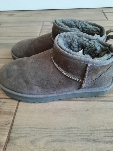 Womens Grey Classic Mini Ugg Boots Size UK 7 Us 9/EU 40 - Picture 4 of 9