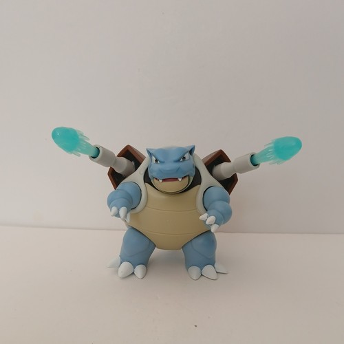 Pokémon Battle Feature Figure Deluxe Action Blastoise Battle Ready Figure 