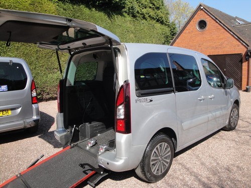 2018(68)PEUGEOT PARTNER TEPEE 1.6HDi E6 LOW MILES ALLIED WHEELCHAIR ACCESS - Picture 2 of 23
