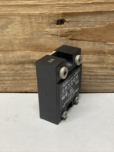Solid State Relay D1240 Crydom Industrial Mount - Picture 7 of 12