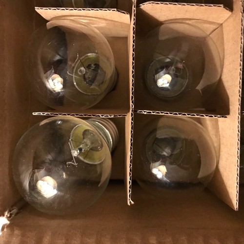 LAVA LAMP BULBS QTY 4 OF 40 WATT A15 LARGE HOUSEHOLD BASE BULB 4 PACK - Picture 2 of 7