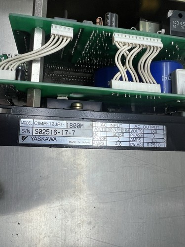 Servo amplificador unidad Yaskawa cimr-12jp3-1b00m Hitachi Seiki - Imagen 3 de 5