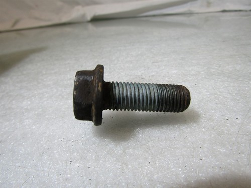 VW Passat B5.5 TDI 1.9 right front brake caliper carrier mount bracket bolt - Picture 1 of 3