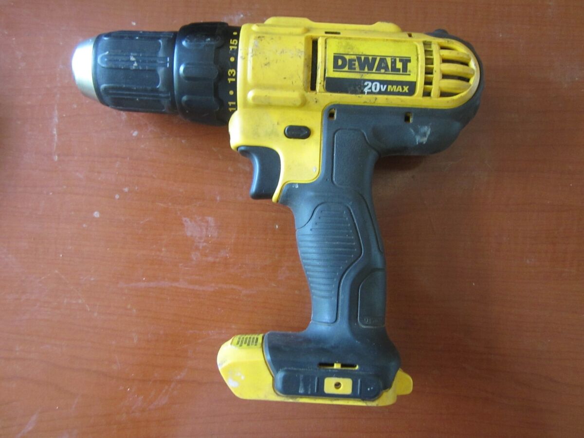 DEWALT DCD711 1/2” Cordless Drill Driver 20v Max Lithium Ion DEWALT DCD711 1/2” Cordless Drill Driver 20v Max Lithium Ion