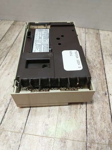 Honeywell T8200A1004Microelectronic Chronotherm Thermostat - Picture 12 of 13