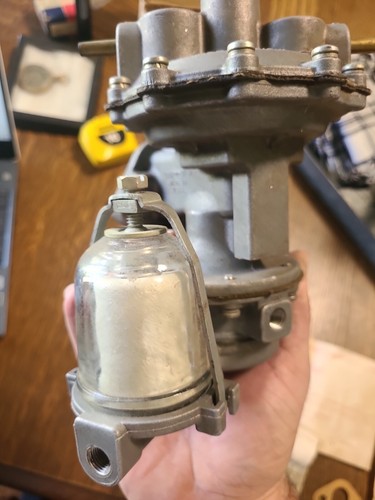 Fuel Vacuum Pump Flathead V8 1949-1950 Ford Car Mercury Early 1951 NOS - Foto 3 di 8
