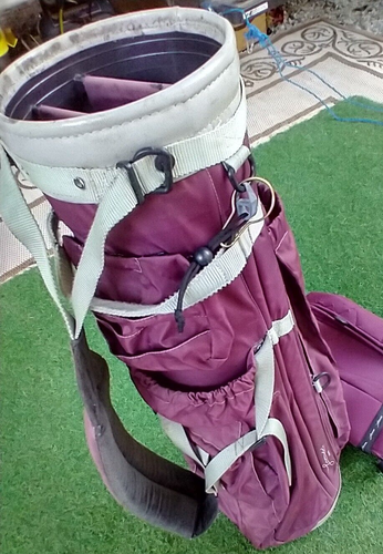 LEONARDO GOLF CLUB BAG EASY TRANSPORT DESIGN AMPLE STORAGE WIDE SHOULDER STRAP - Picture 2 of 18
