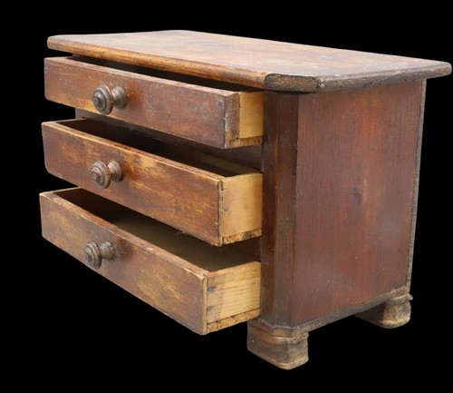 COMMODE de POUPÉE 1900 - 1920  /  jouet ancien antique toy ( mag ) - Imagen 1 de 6