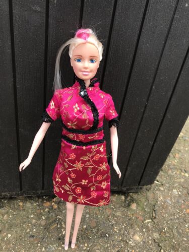 Quality Hot Pink Oriental Style Chinese Embroidery Dress For dolls Uk Seller - Picture 2 of 4