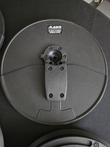 ALESIS Becken mit Choke + Drum Pads und Hardware (KEIN GEHIRN) - Bild 15 von 24